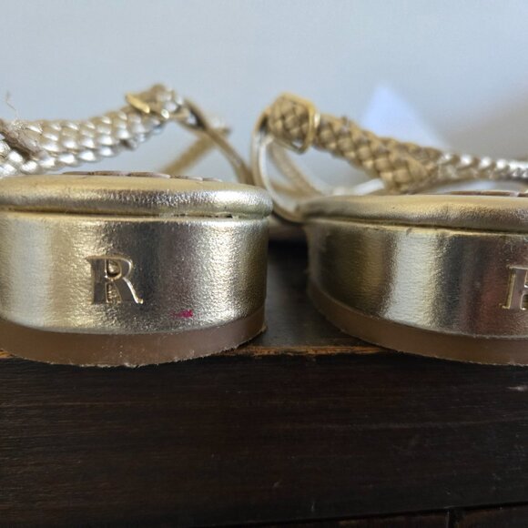 sandals - Picture 3 of 4